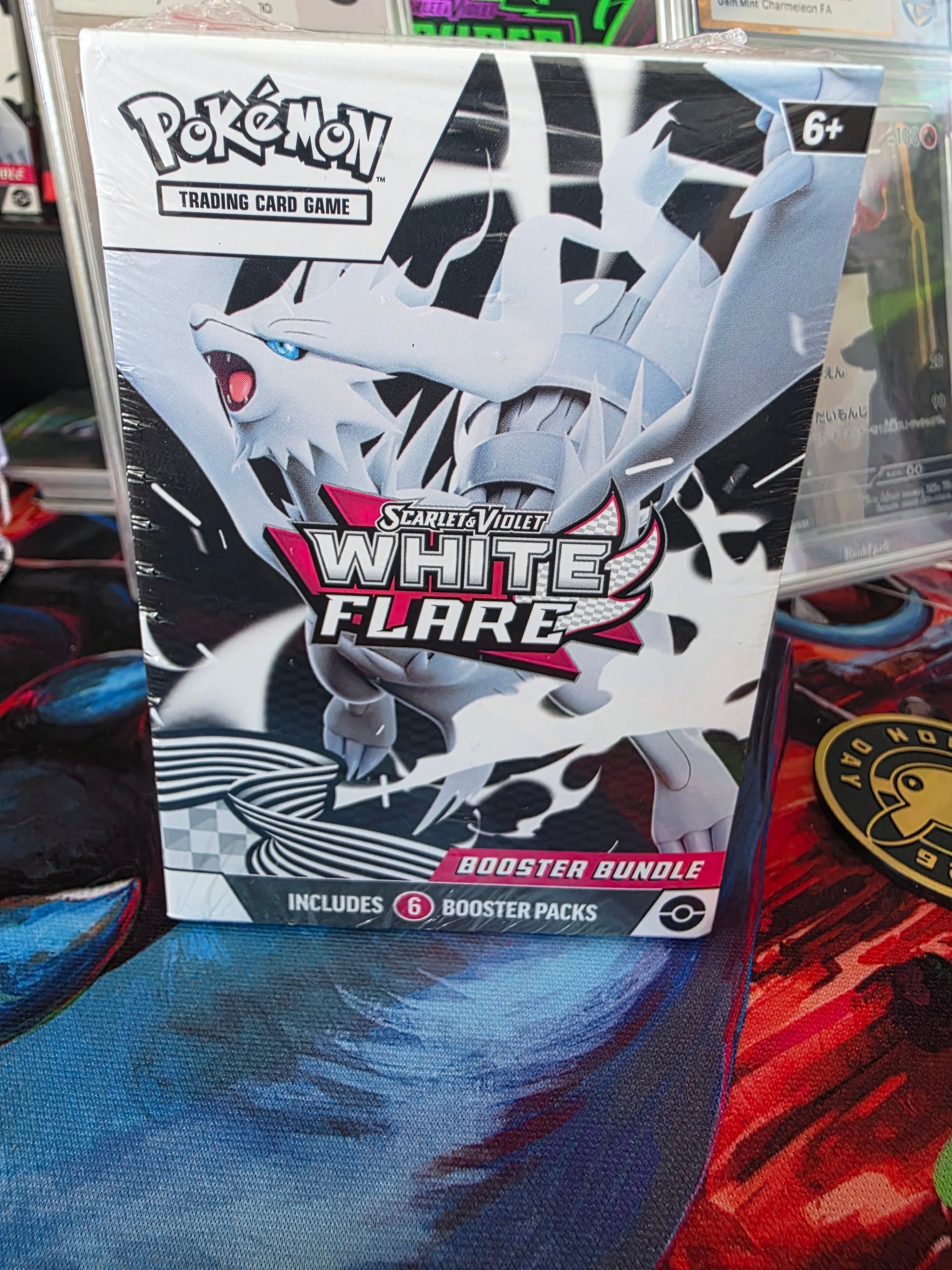 Pokémon Scarlet & Violet White Flare Booster Bundle