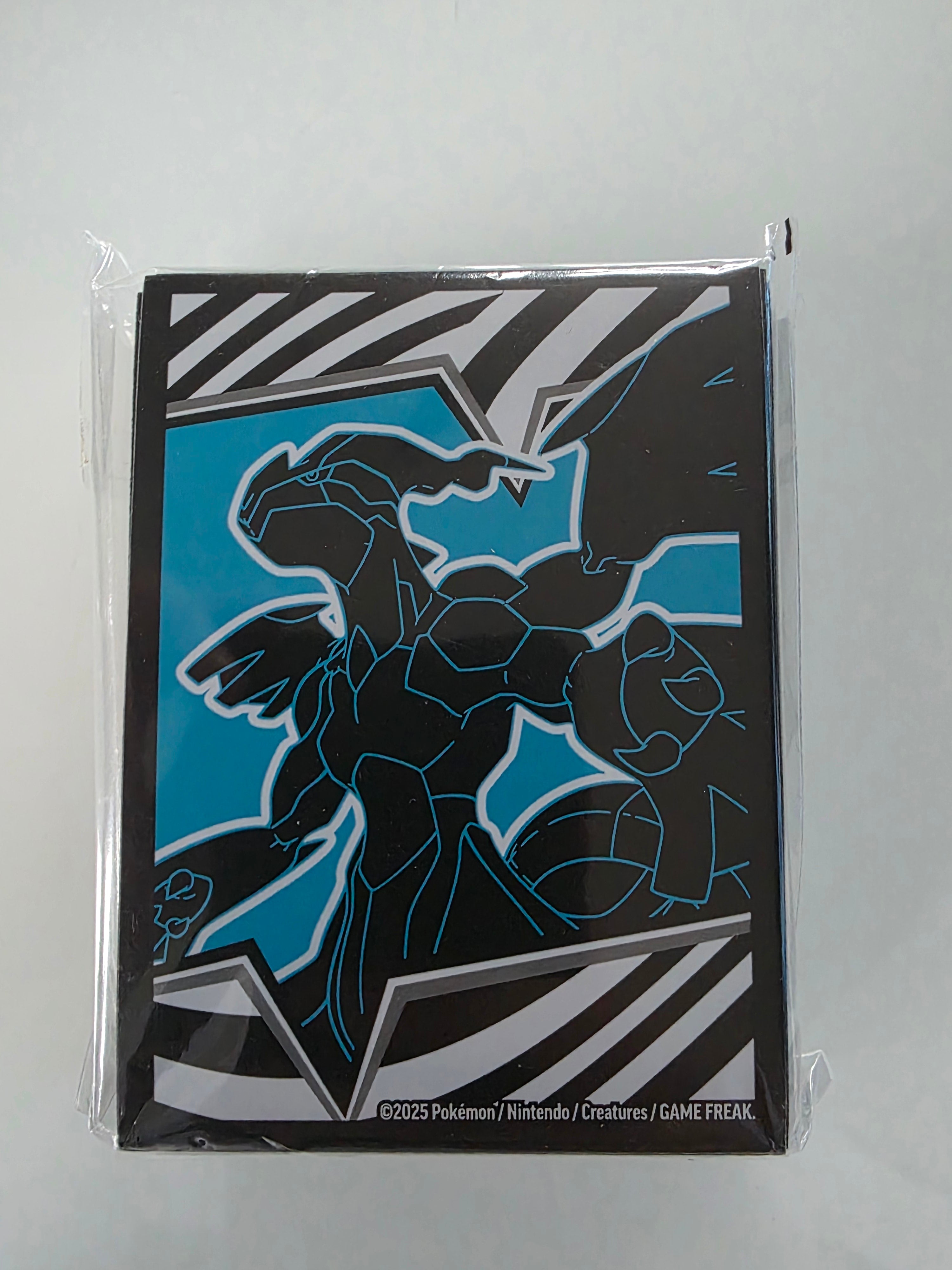 🔥 Pokémon Card Sleeves – Skydda dina kort (Flera designs)