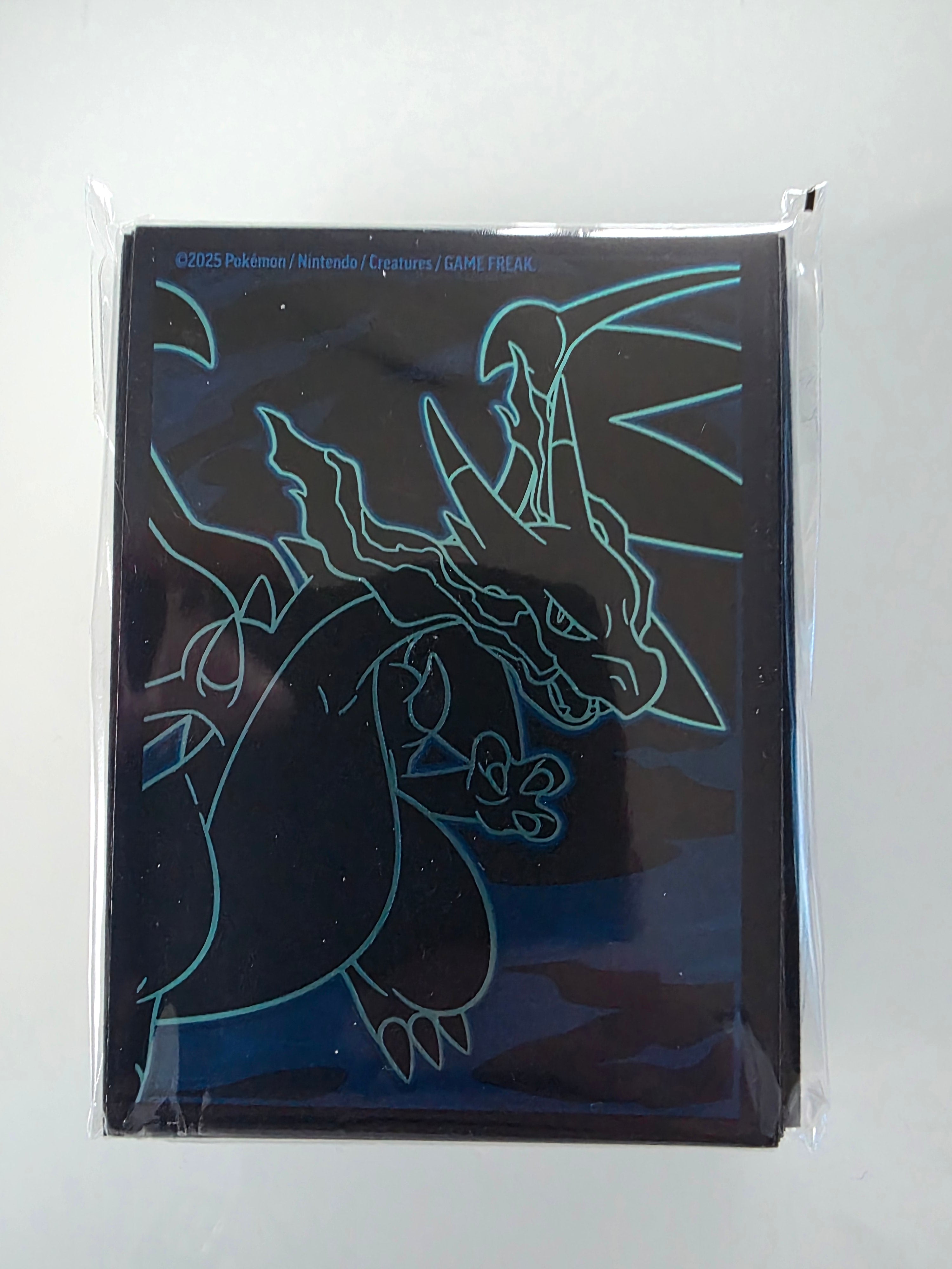 🔥 Pokémon Card Sleeves – Skydda dina kort (Flera designs)